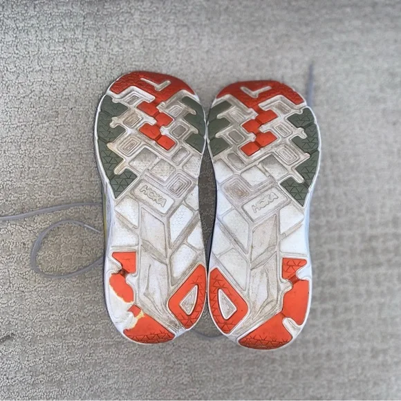 Stylish Gray and Yellow Women's Sneakers - Picture 7 of 7